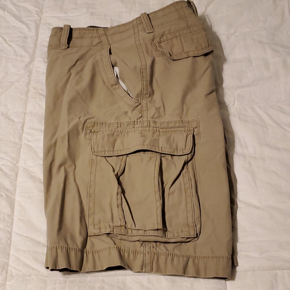 Mens Arizona cargo shorts size 38